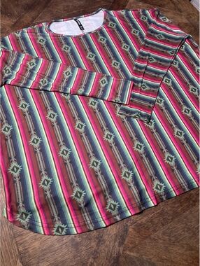Crazy Train size large oversized pink blue tribal tee 3/4 sleeve